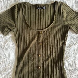 Abercrombie and Fitch Size Small Olive Green Short Sleeve Top Blouse Buttons